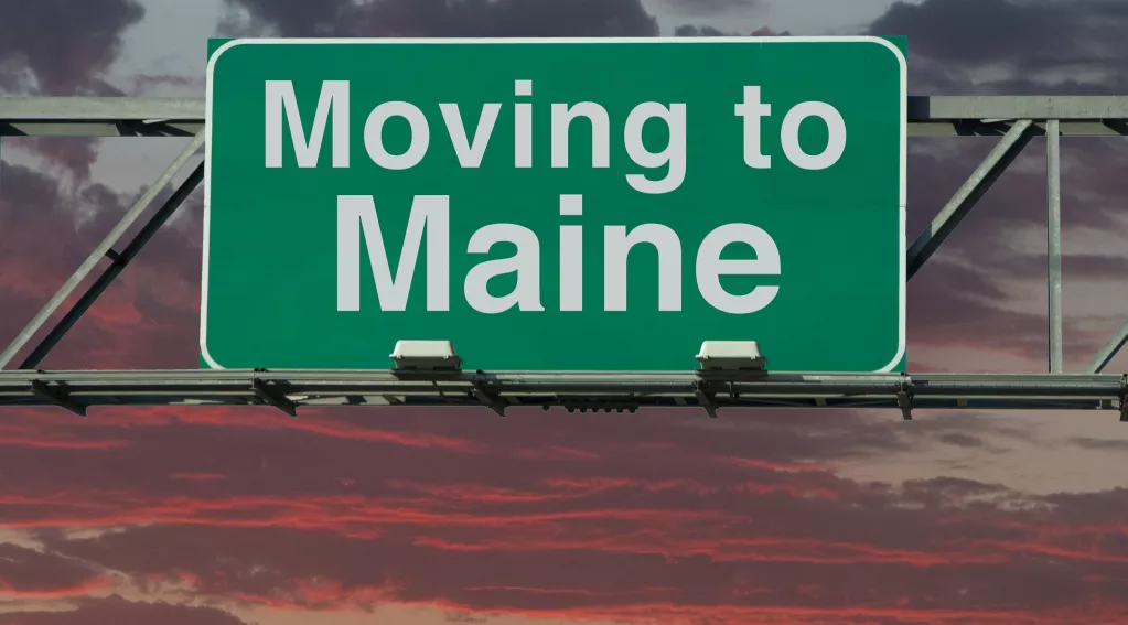 moving to maine sign