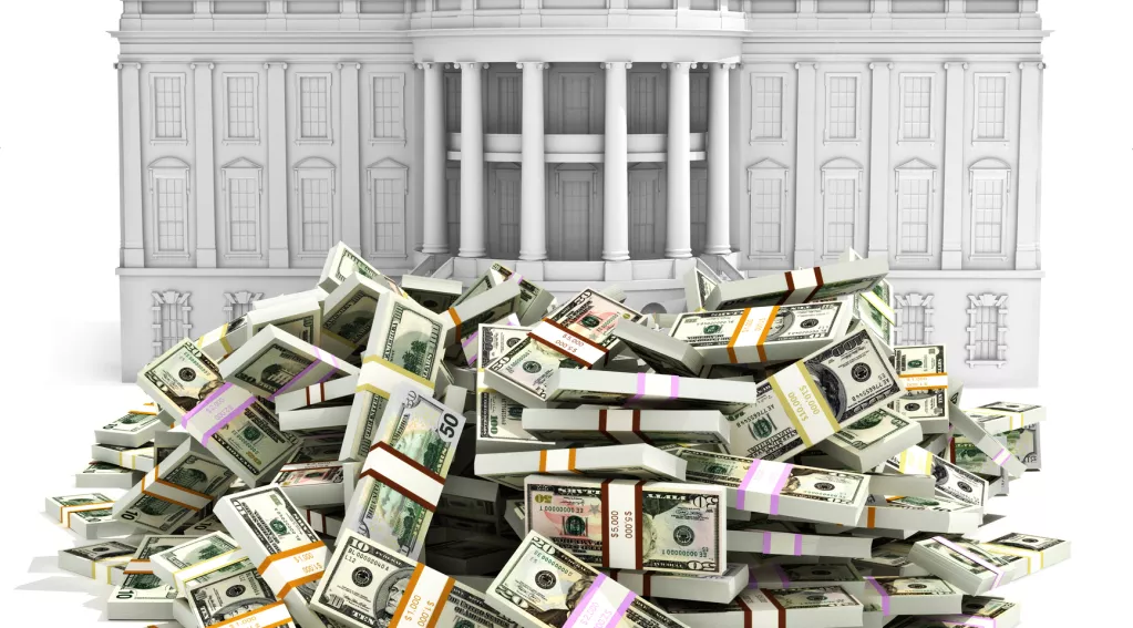 Image of the White House and pile of cash